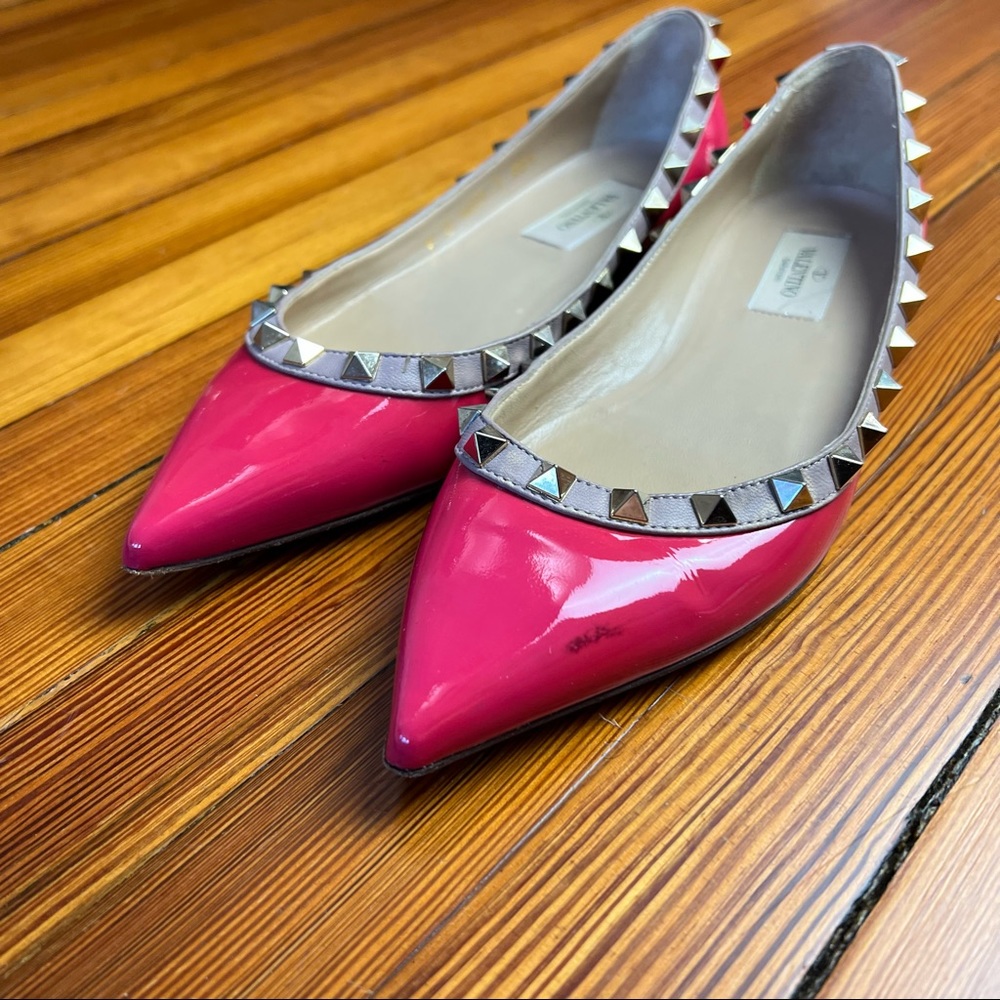 VALENTNO GARAVNI  Patent Leather Rock Stud Ballet Flats - Picture 7 of 17